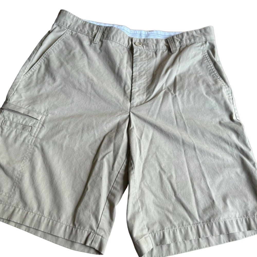 Greg Norman Tasso Ella Five Iron Mens Plaid Golf Shorts‎ Sz 34 Tan
